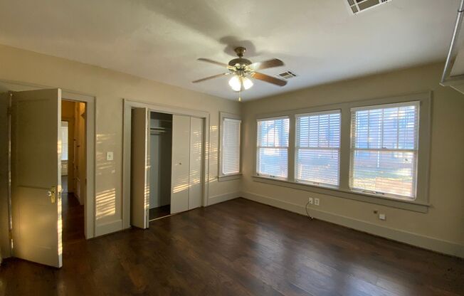 2 beds, 1 bath, $1,395