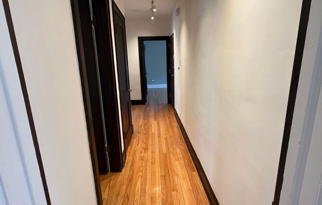 3 beds, 1 bath, 2,000 sqft, $3,795, Unit 1123 - 2