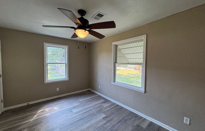 2 beds, 1 bath, $1,475