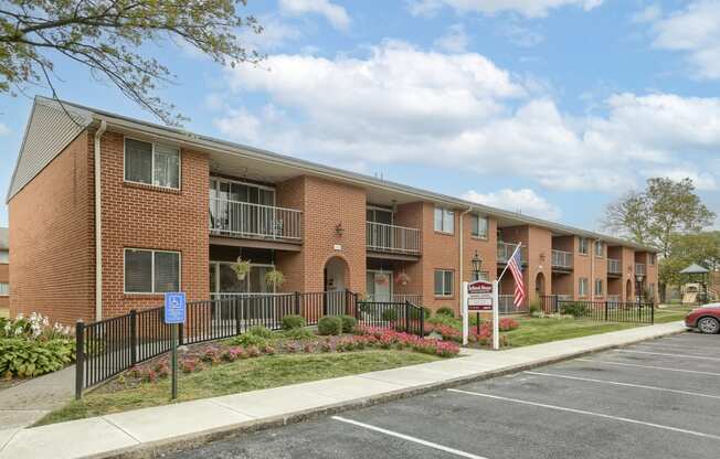 Mechanicsburg Apartments | Delbrook Manor Apartments | this is a photo of the leasing office