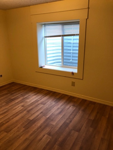 3 beds, 2 baths, 900 sqft, $2,075, Unit 803