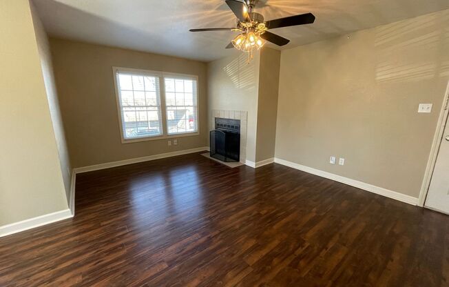 2 beds, 2 baths, 917 sqft, $1,495, Unit #306