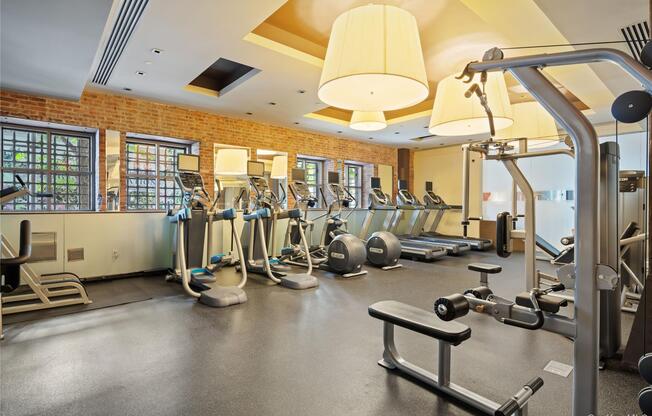 1 bed, 1 bath, $4,750, Unit 419