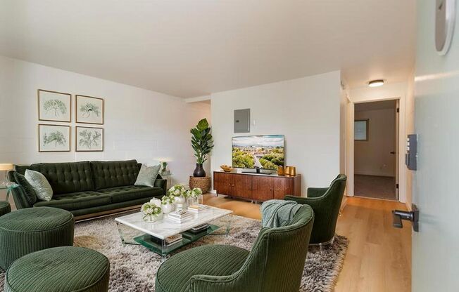 1 bed, 1 bath, 466 sqft, $1,470, Unit 041