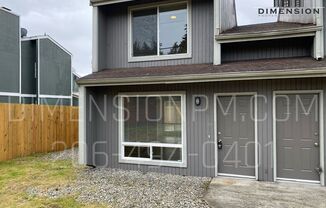 Stunning Renovated 2BR/1.5BA Duplex with Attached Garage