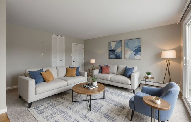 2 beds, 1 bath, 847 sqft, $1,995, Unit 102-01