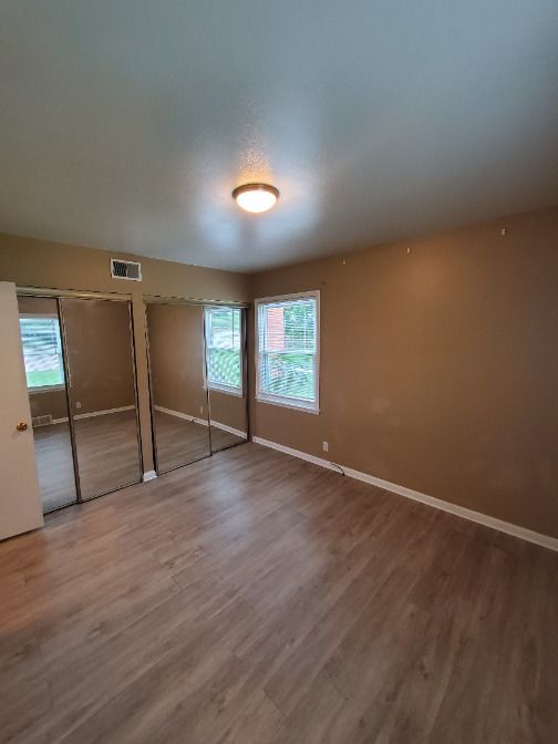 1336 E RANDOLPH CT