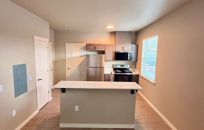 Studio, 1 bath, 549 sqft, $1,550, Unit 238