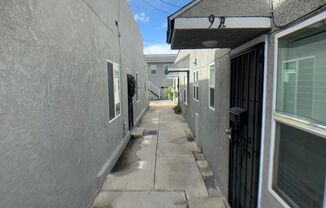 1 bed, 1 bath, 550 sqft, $1,850, Unit B