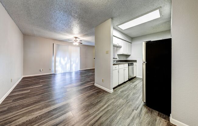 1 bed, 1 bath, 450 sqft, $1,199, Unit 311