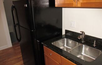 2 beds, 1 bath, 1,075 sqft, $1,200, Unit 403
