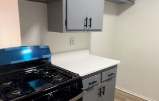 1 bed, 1 bath, 696 sqft, $1,950, Unit 39