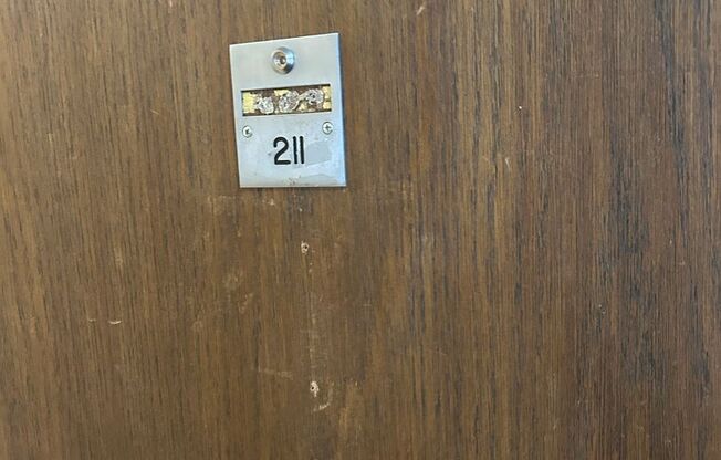 1 bed, 1 bath, 600 sqft, $550, Unit 211