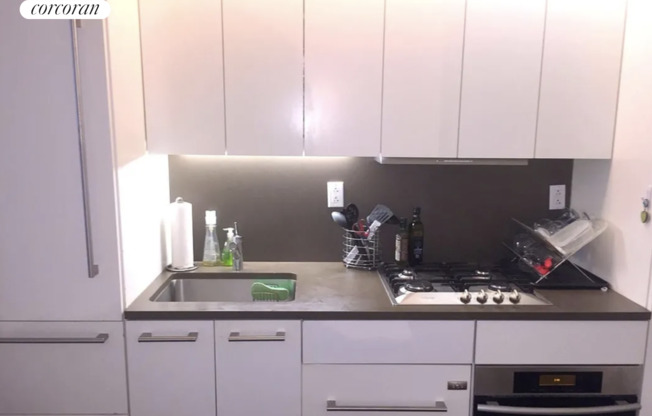Studio, 1 bath, 435 sqft, $3,650, Unit 4I