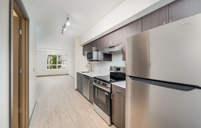 1 bed, 1 bath, $1,645, Unit Unit B204