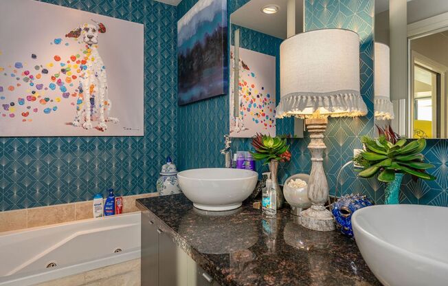 1 bed, 1.5 baths, $2,300, Unit # 133