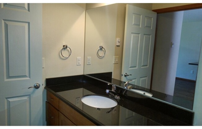 1 bed, 1 bath, 658 sqft, $1,500, Unit 306