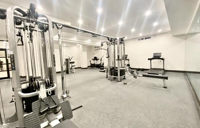 Studio, 1 bath, $3,995, Unit 15G