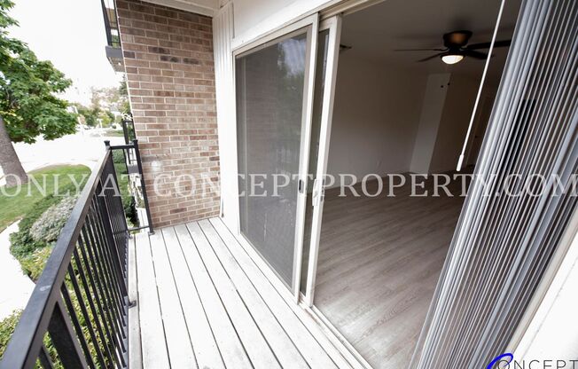 2 beds, 1 bath, 894 sqft, $1,599, Unit 23