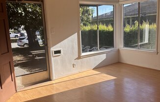 1137 N VERDUGO RD