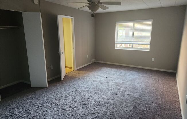 2 beds, 2 baths, 1,220 sqft, $1,505, Unit WG1-614