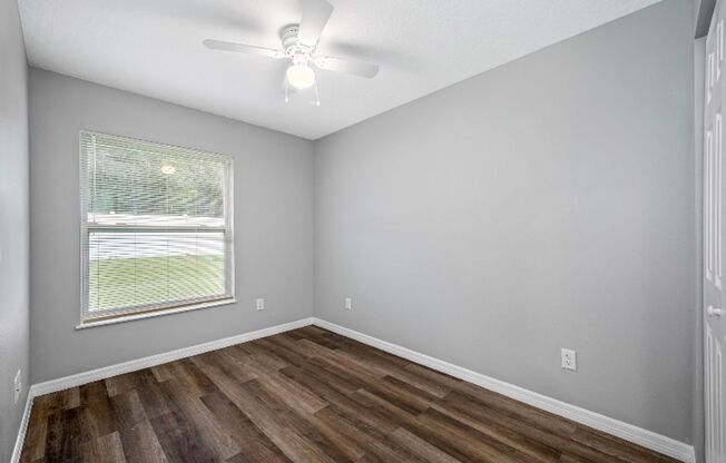 3 beds, 1.5 baths, 908 sqft, $1,595, Unit 173
