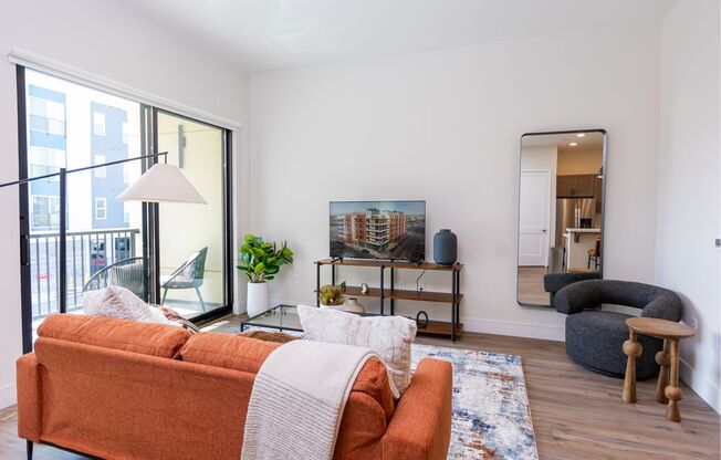 1 bed, 1.5 baths, 823 sqft, $1,750, Unit 310