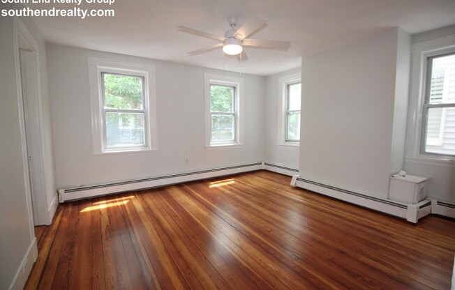 12 ALBION PL