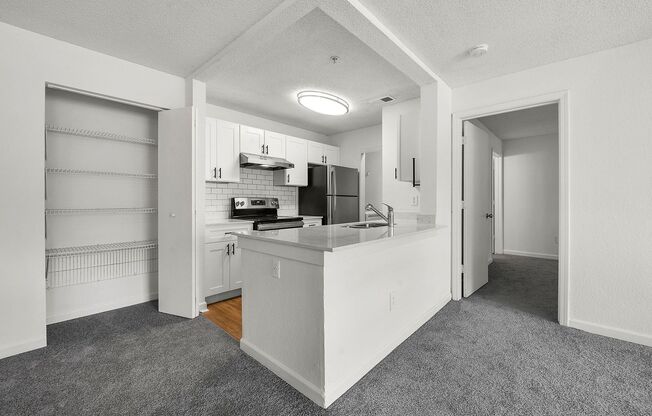 3 beds, 2 baths, 1,260 sqft, $1,513, Unit 3482-03
