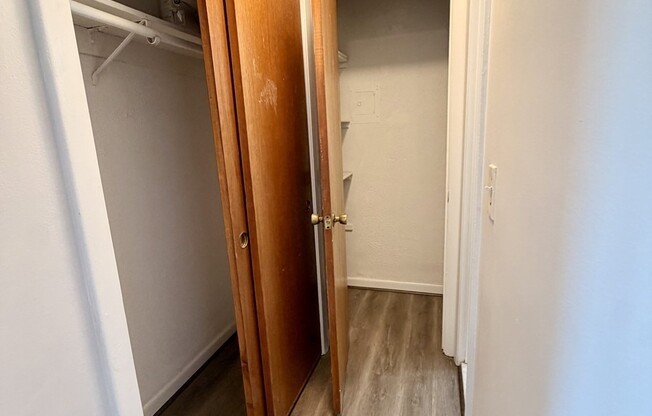 Studio, 1 bath, 450 sqft, $1,900, Unit 204