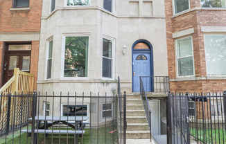 3556 N WILTON