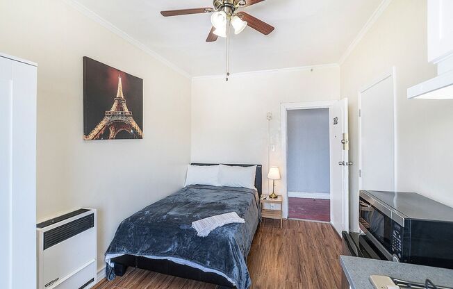 Studio, 1 bath, 156 sqft, $1,145.83, Unit 218
