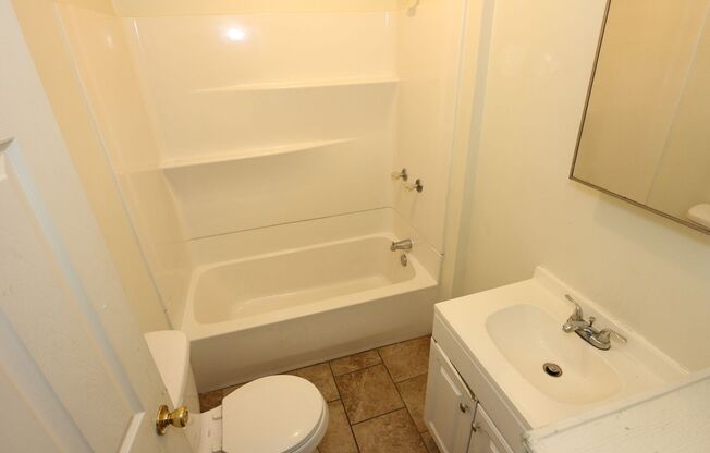 3 beds, 1 bath, $1,200