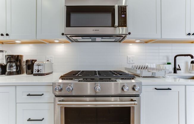 1 bed, 1 bath, 110 sqft, $1,490