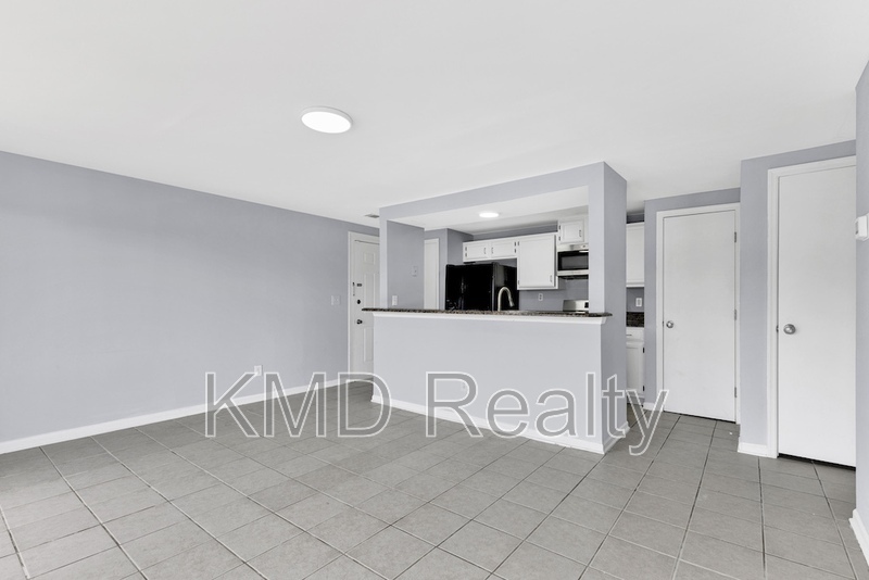 1624 Arlyn Circle Unit G