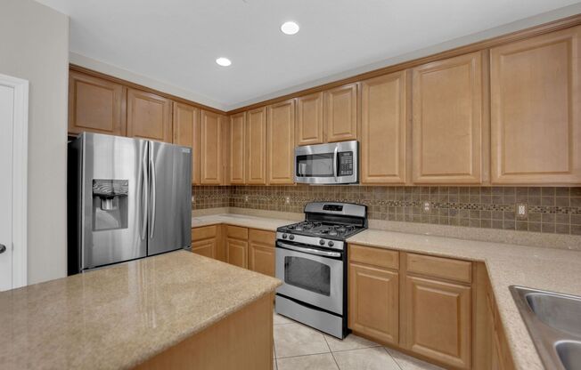 Gated 2-Story 3BR/2.5BA Henderson Home – 2-Car Garage,