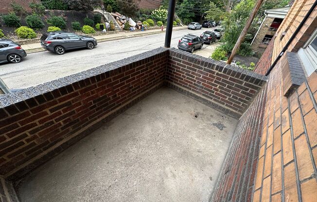 1 bed, 1 bath, 600 sqft, $1,429, Unit 5731 Ellsworth Ave. #A4