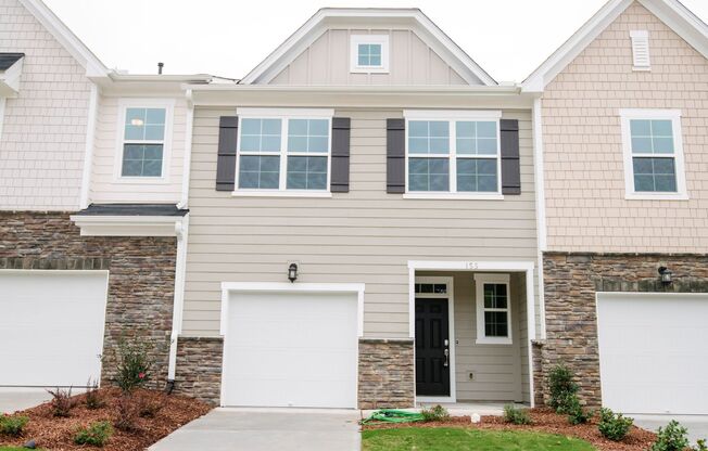 Beautiful 3 Bedroom 2.5 Bathroom Townhome Located in Downton Square, Holly Springs! Available July 10th!