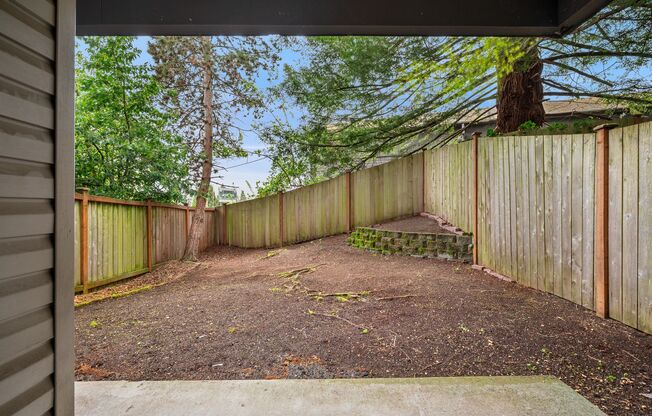 1 bed, 1 bath, 698 sqft, $2,095, Unit 105