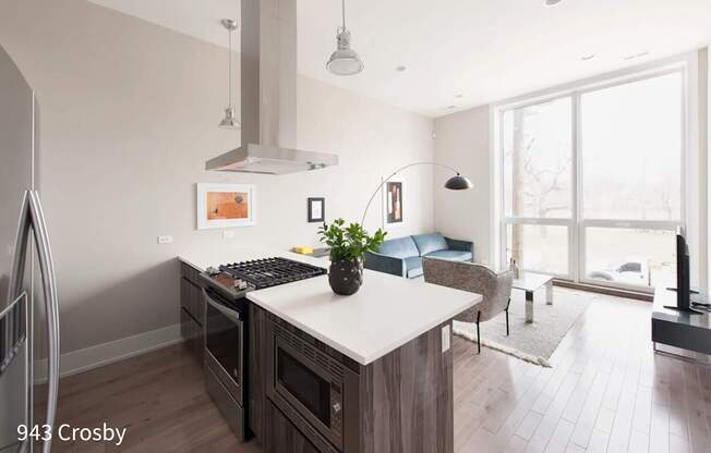 943 N. Crosby St.