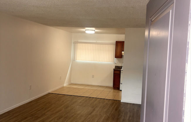 Welcome Home To Glendale West! *1 Month FREE on a 13-Month Lease (OAC)*
