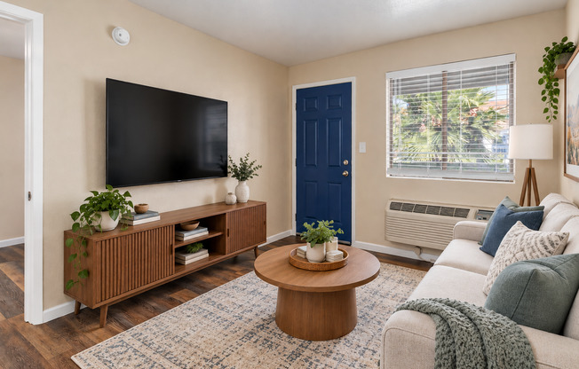 1 bed, 1 bath, 400 sqft, $1,295, Unit 119