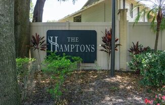 636 GOLDEN RAINTREE PL