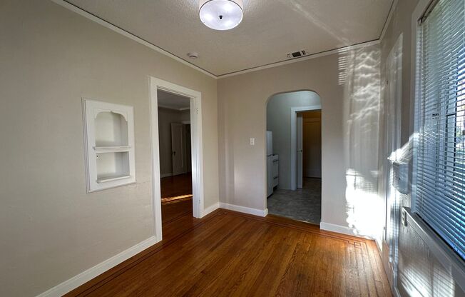 1 bed, 1 bath, $1,875, Unit 3935