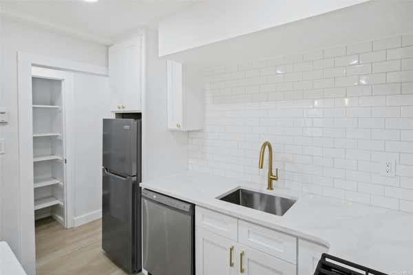 1 bed, 1 bath, $2,600, Unit 1