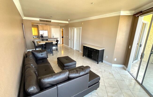 1 bed, 1 bath, $1,700, Unit #322