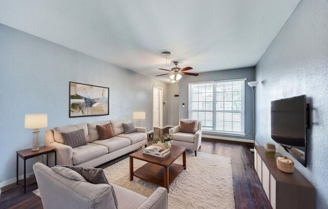 8935 CLEARWATER DR