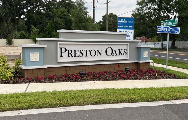Like new 3 bedroom, 2.5 bathroom, 1 car garage townhouse for rent in Brandon!