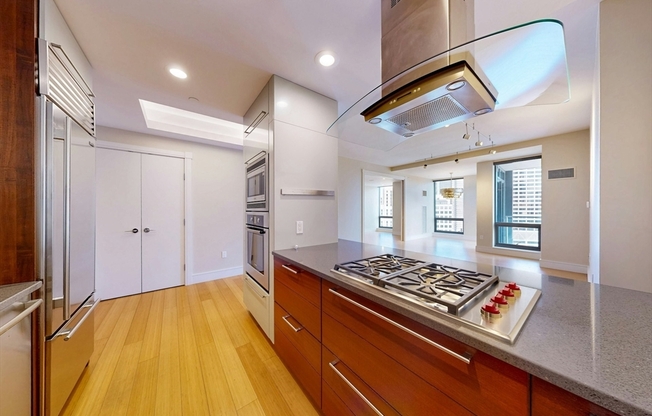 2 beds, 2 baths, 1,318 sqft, $6,400, Unit U2203