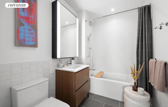 2 beds, 2 baths, $5,850, Unit 13H